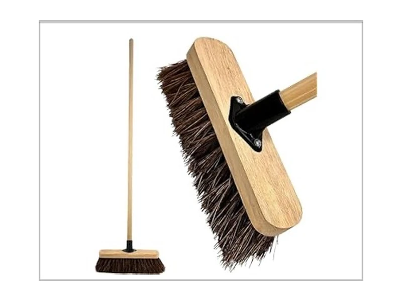 Stiff decking brush for back-brushing oil